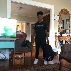 Meet your Posher, Jamari